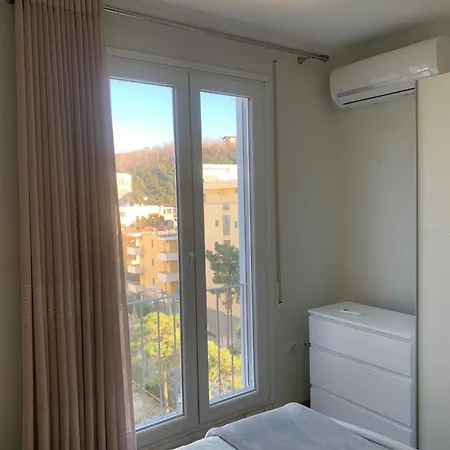 Merville 5 Apartamento